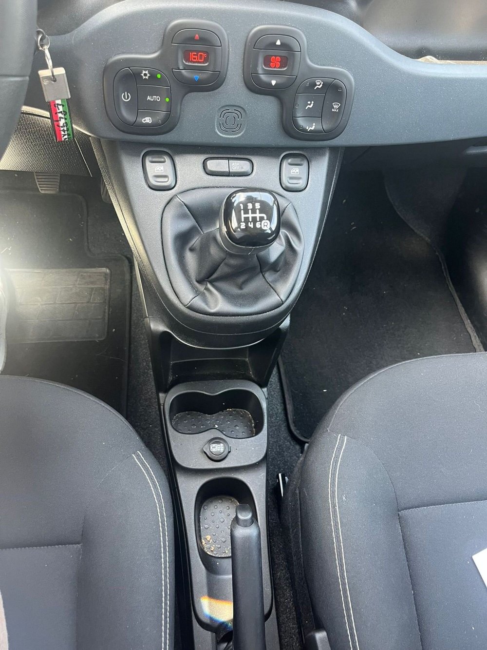 Fiat Panda Cross usata a Milano (17)