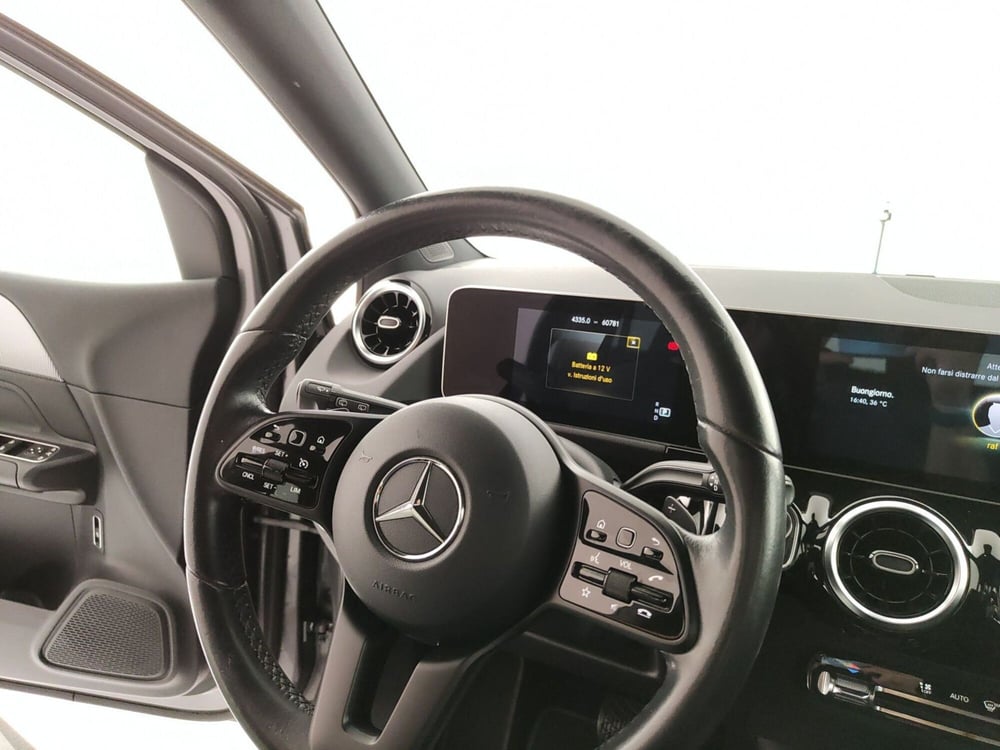 Mercedes-Benz Classe B usata a Caserta (19)
