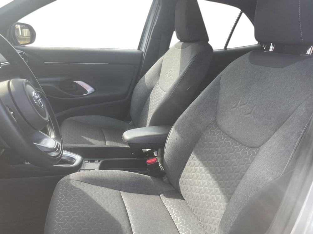 Toyota Yaris Cross usata a Pistoia (9)