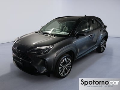 Toyota Yaris Cross 1.5 Hybrid 5p. E-CVT Lounge del 2023 usata a Milano