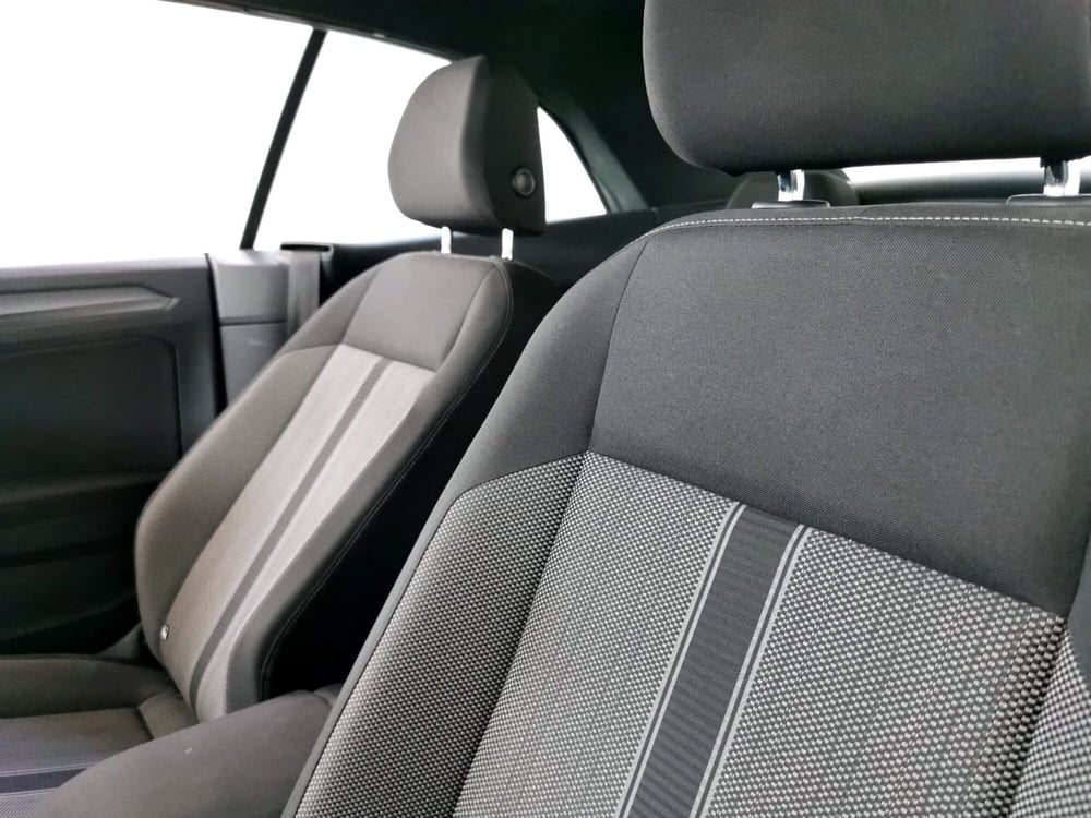 Volkswagen T-Roc Cabrio usata a Chieti (16)