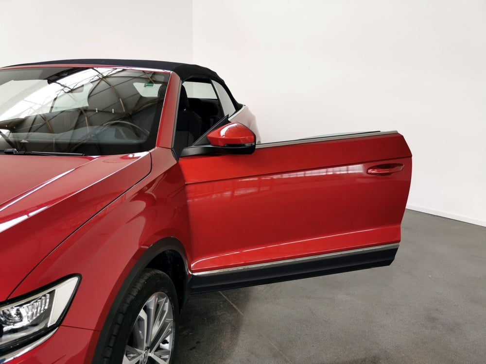 Volkswagen T-Roc Cabrio usata a Chieti (18)