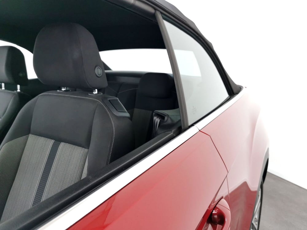 Volkswagen T-Roc Cabrio usata a Chieti (6)