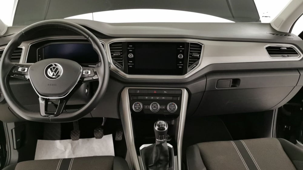 Volkswagen T-Roc usata a Chieti (11)