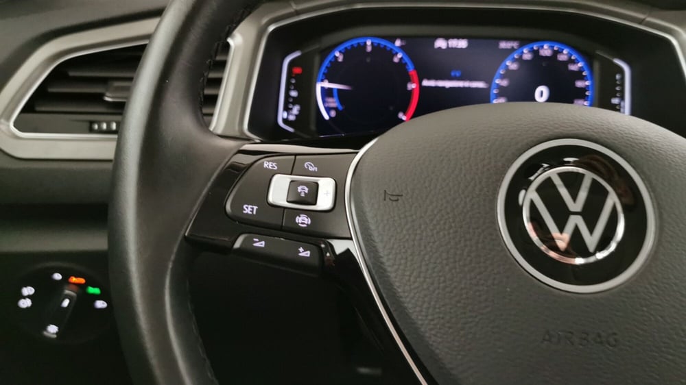 Volkswagen T-Roc usata a Chieti (17)