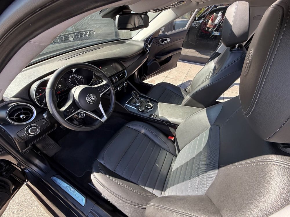 Alfa Romeo Giulia usata a Reggio Emilia (7)