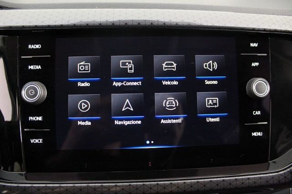Volkswagen T-Cross usata a Novara (13)