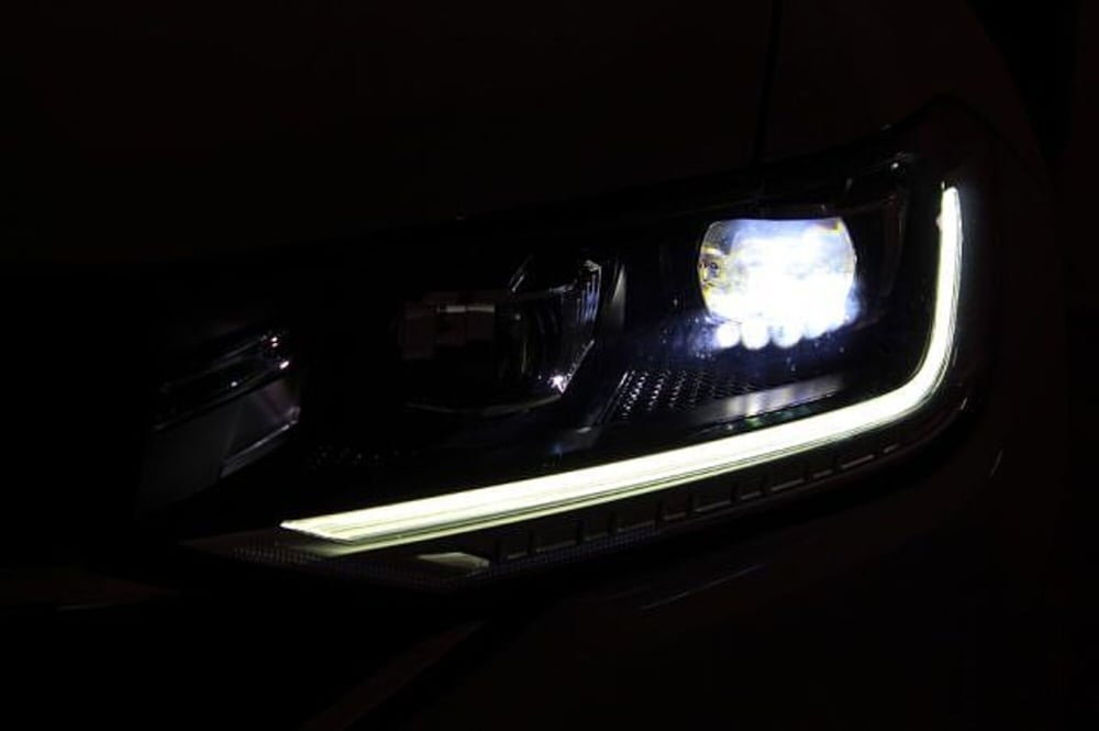 Volkswagen T-Cross usata a Novara (16)