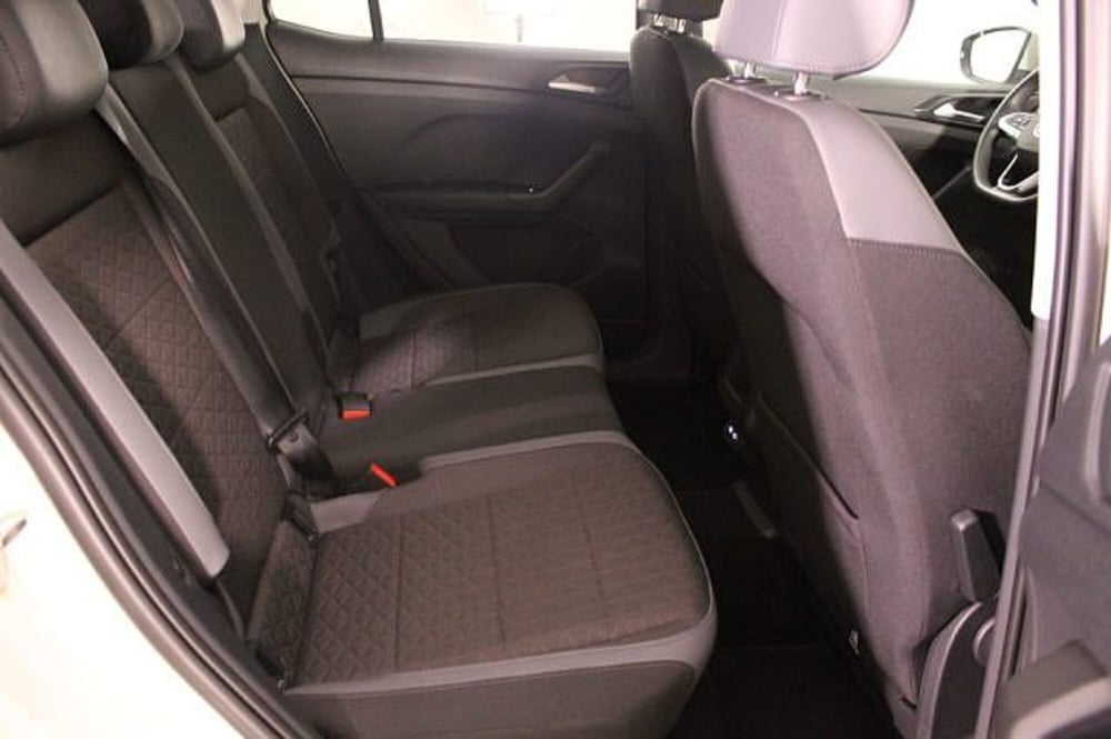 Volkswagen T-Cross usata a Novara (9)