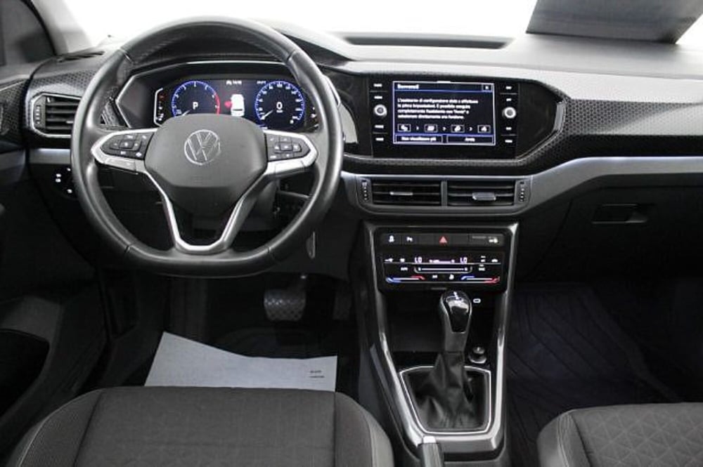 Volkswagen T-Cross usata a Novara (6)