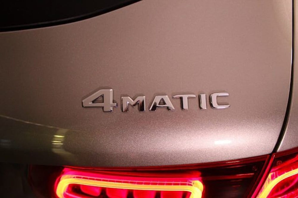 Mercedes-Benz GLC SUV usata a Novara (19)