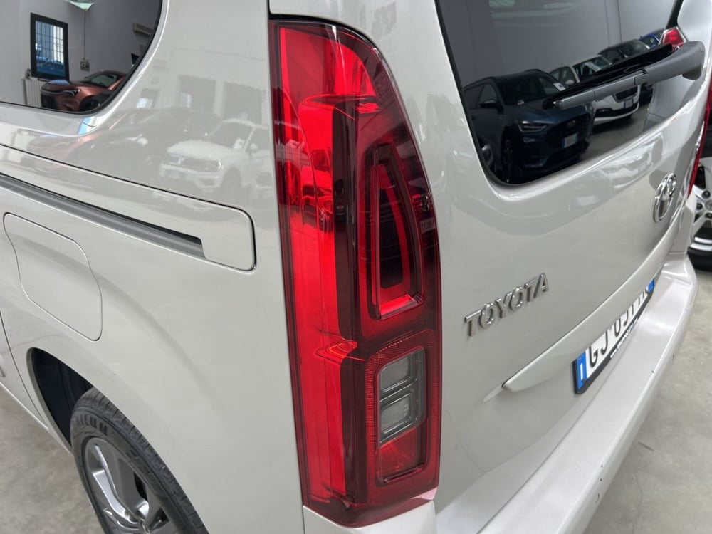 Toyota Proace City Verso usata a Modena (16)