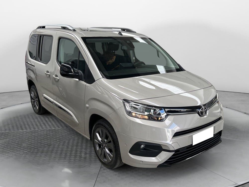 Toyota Proace City Verso usata a Modena (3)