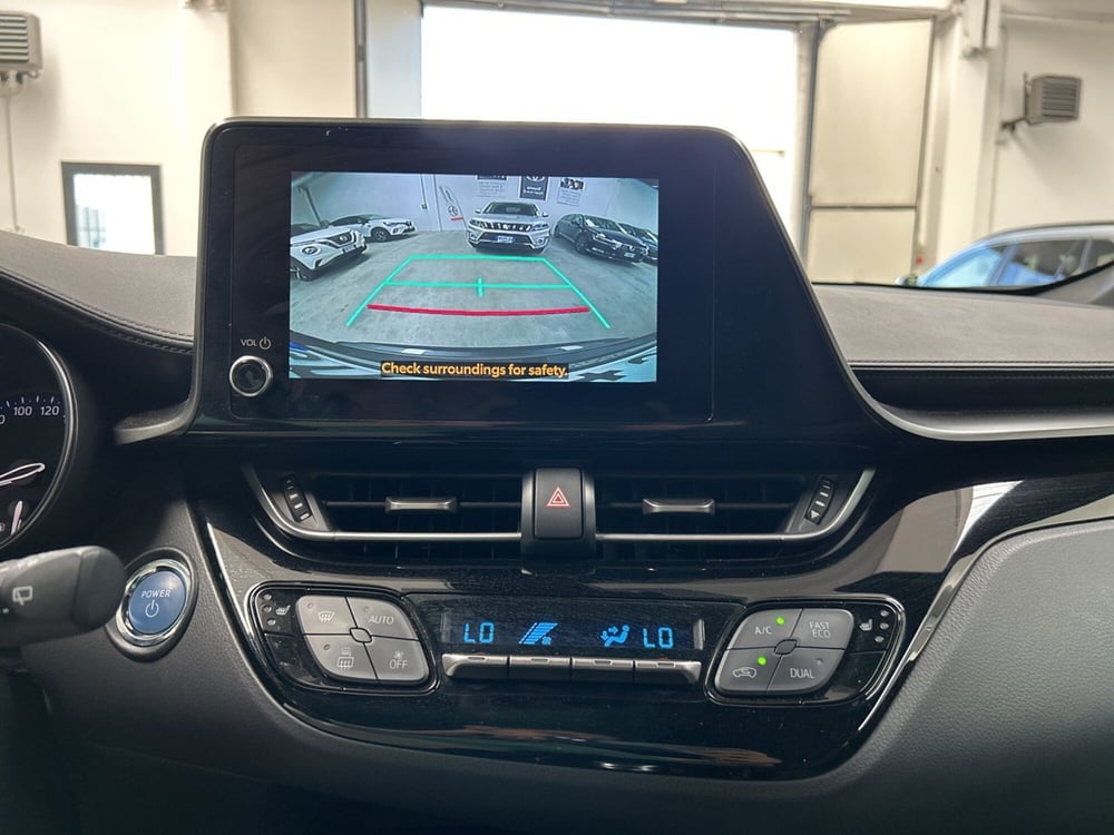 Toyota Toyota C-HR usata a Modena (14)