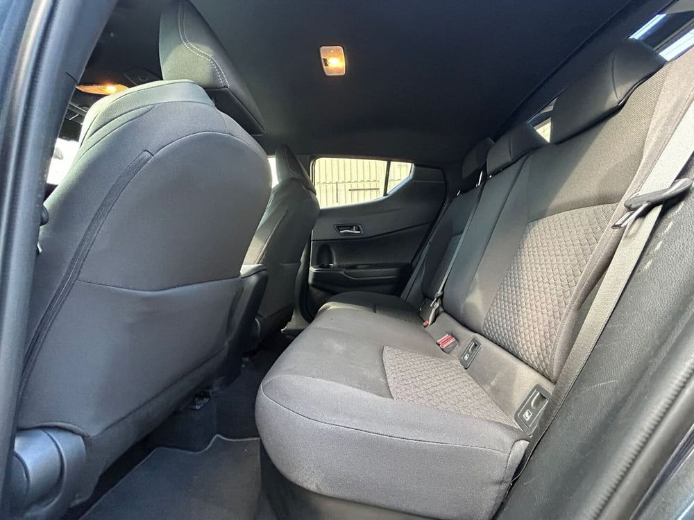 Toyota Toyota C-HR usata a Modena (10)