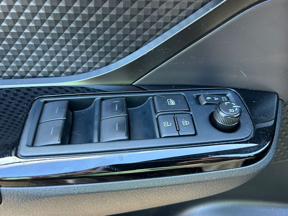 Toyota Toyota C-HR usata a Modena (15)