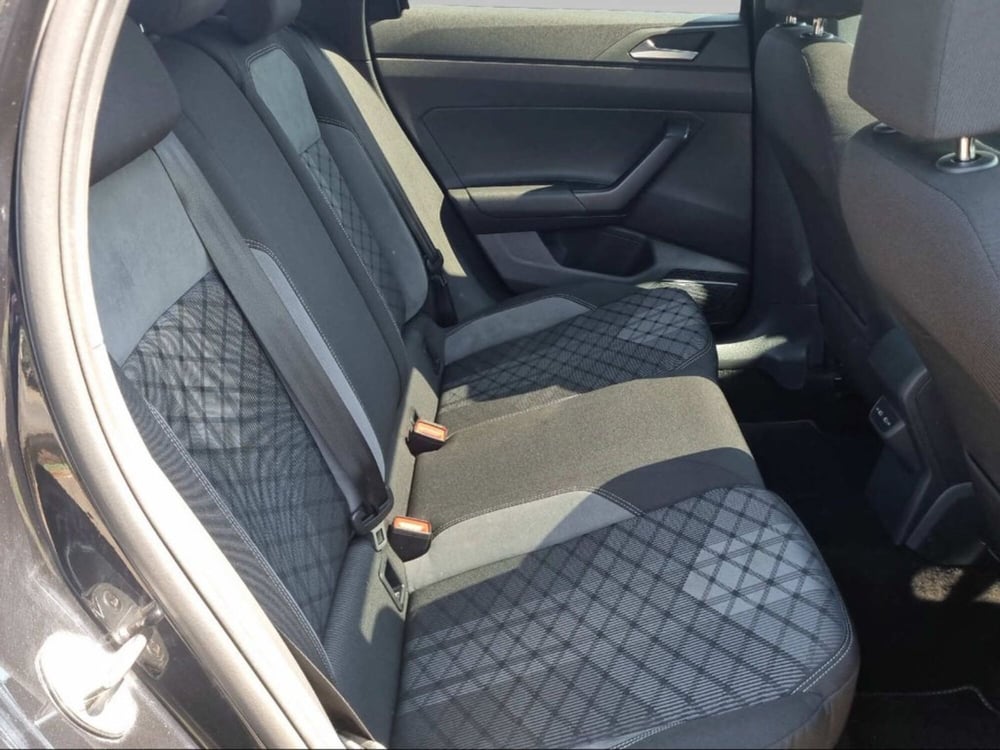 Volkswagen Taigo usata a Livorno (11)
