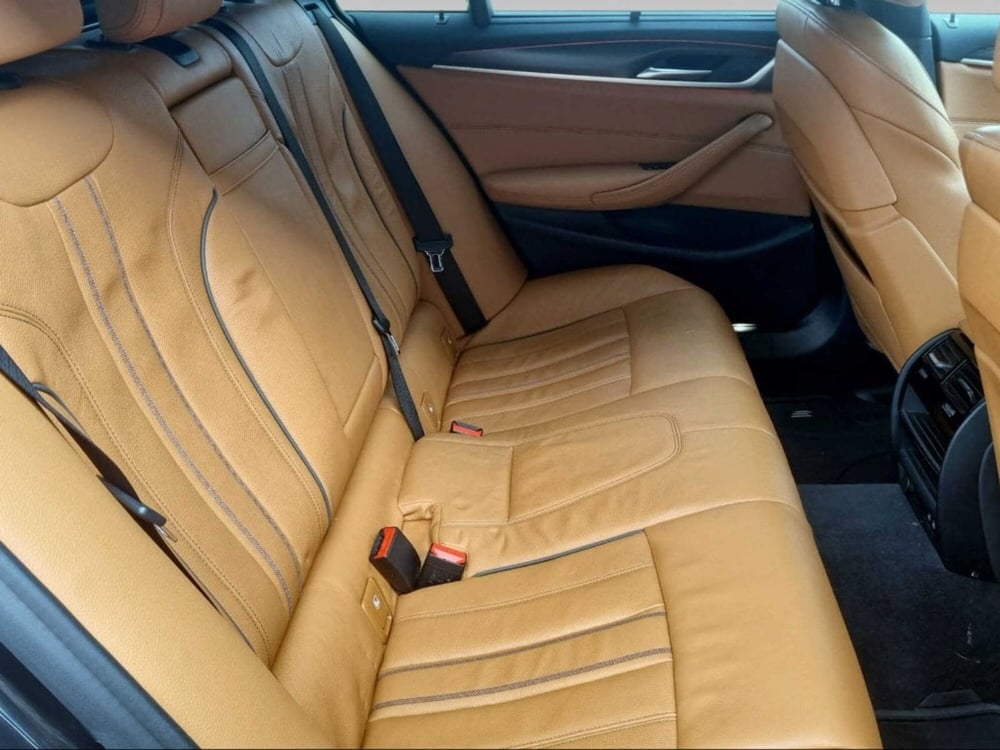 BMW Serie 5 Touring usata a Siena (11)