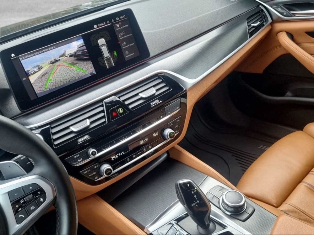 BMW Serie 5 Touring usata a Siena (13)