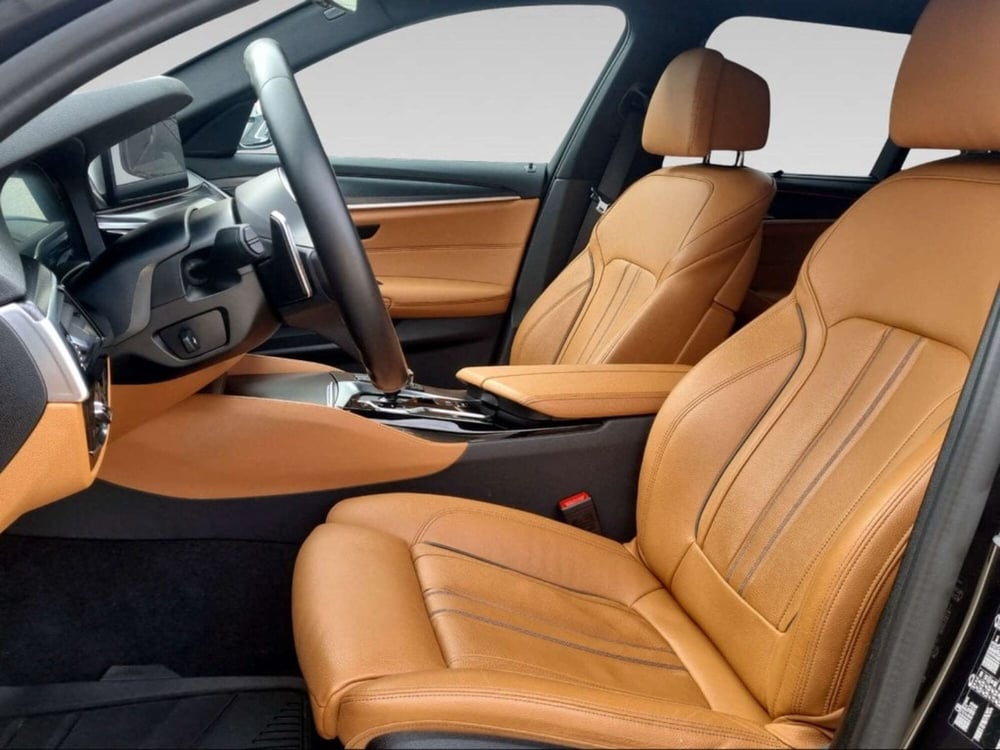 BMW Serie 5 Touring usata a Siena (9)
