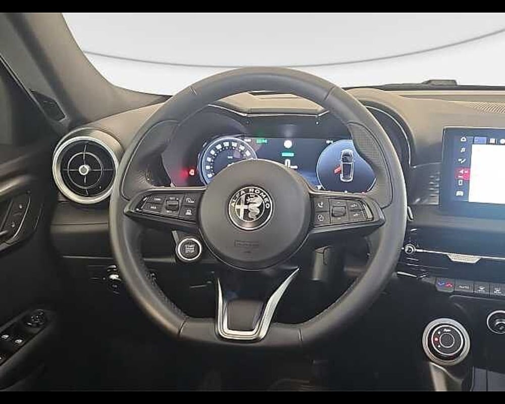 Alfa Romeo Tonale usata a Roma (7)