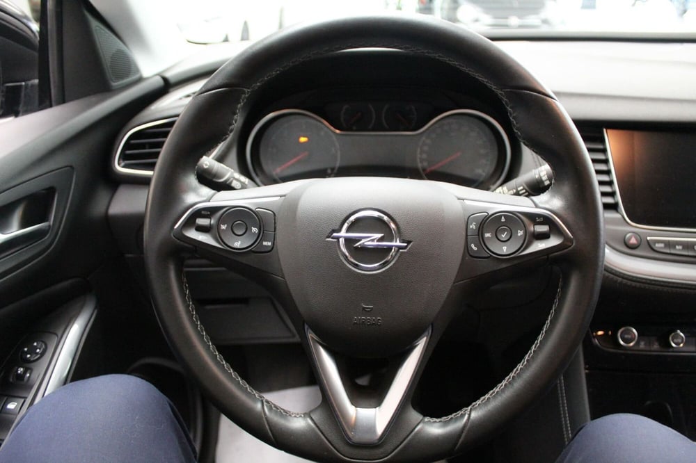 Opel Grandland X usata a Cremona (9)
