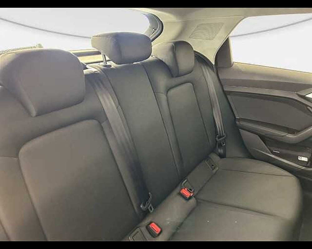 Audi A1 allstreet usata a Roma (9)