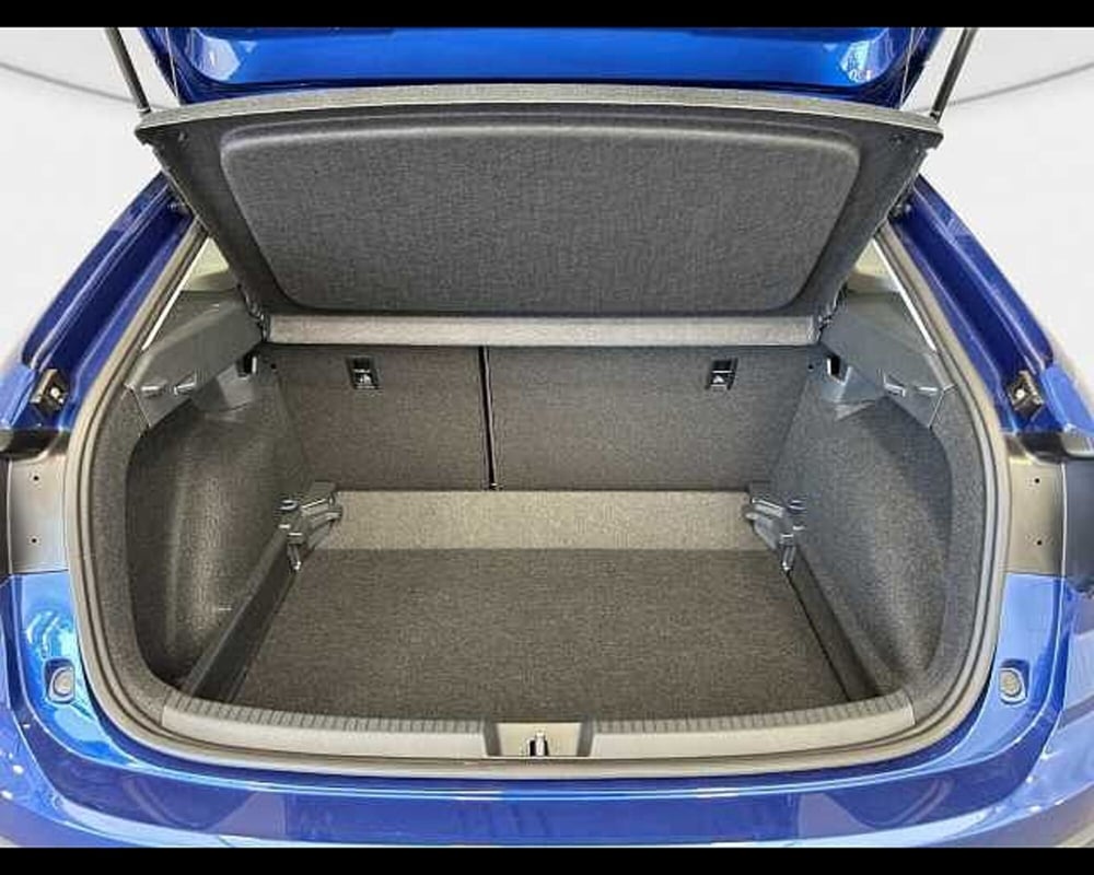Volkswagen Taigo nuova a Roma (10)