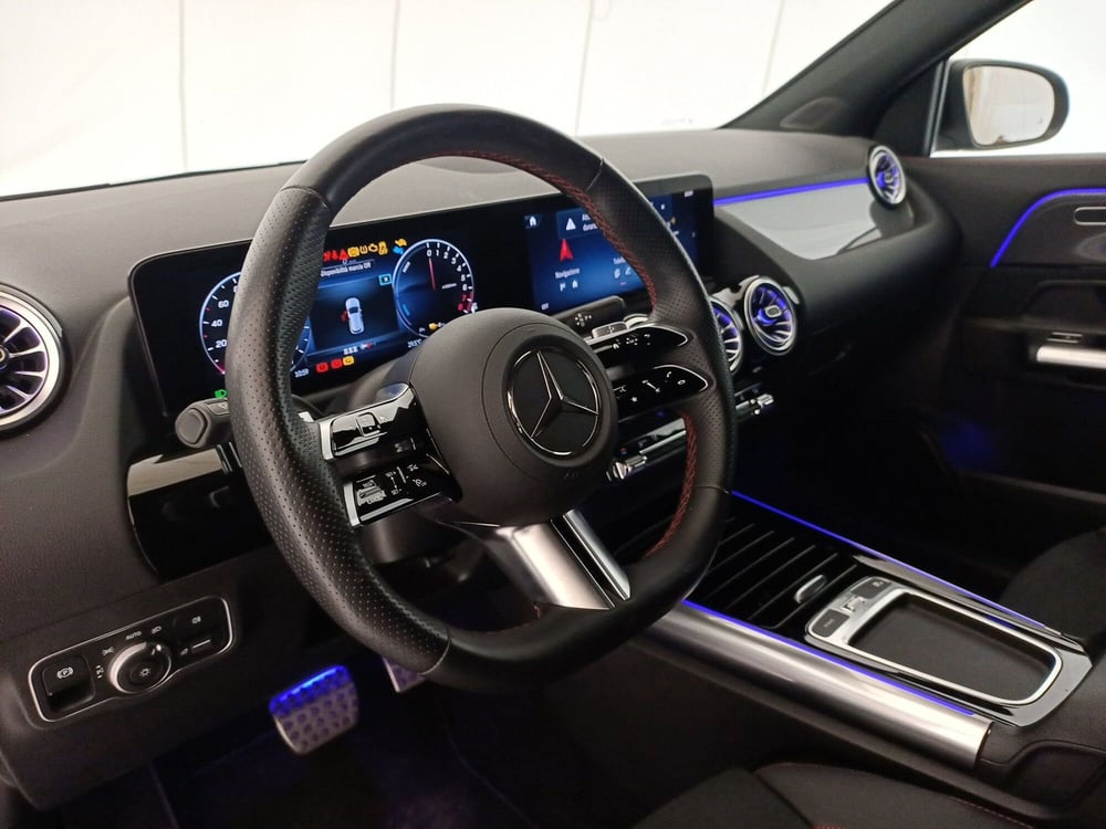 Mercedes-Benz GLA SUV usata a Bari (5)