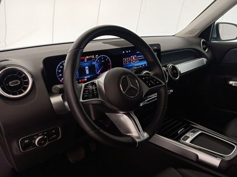 Mercedes-Benz GLB usata a Bari (5)