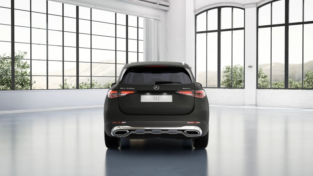 Mercedes-Benz GLC SUV nuova a Chieti (2)