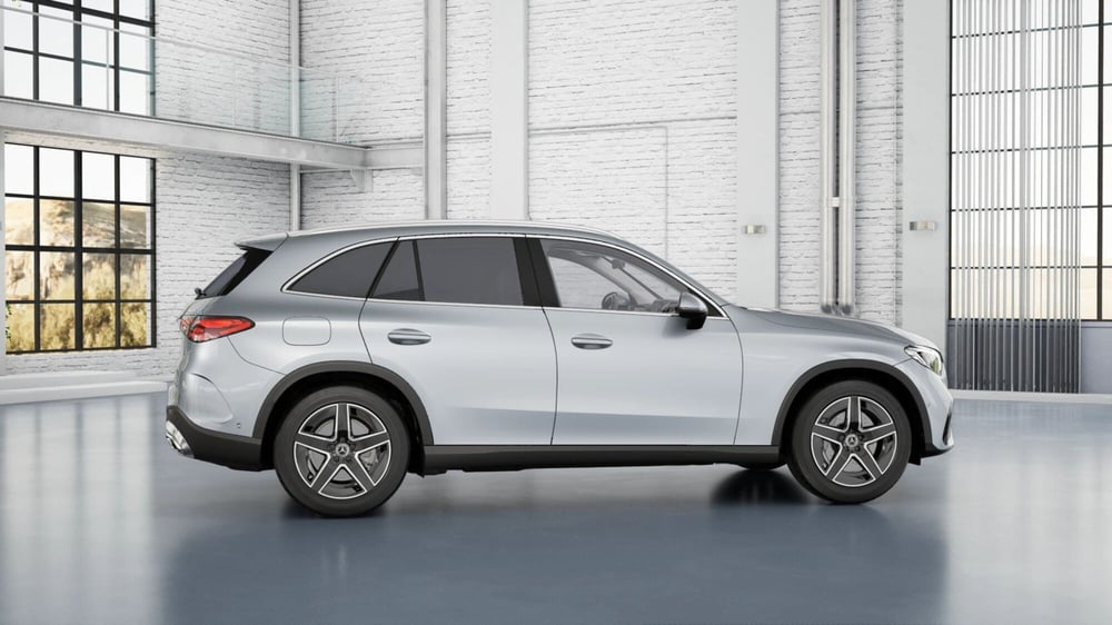 Mercedes-Benz GLC SUV nuova a Pescara (3)