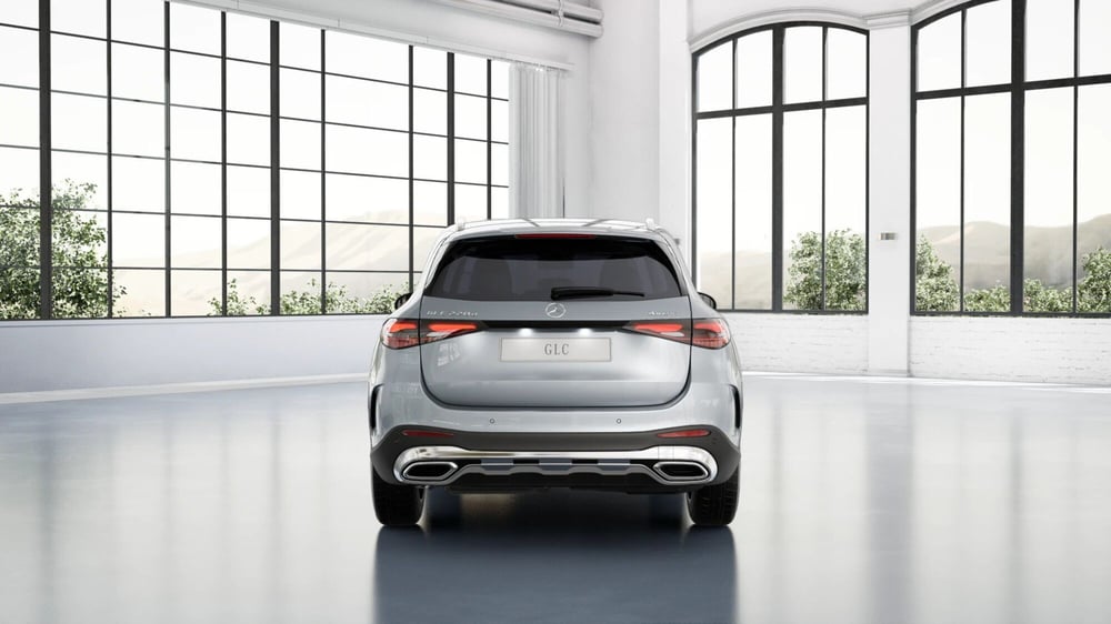 Mercedes-Benz GLC SUV nuova a Pescara (4)