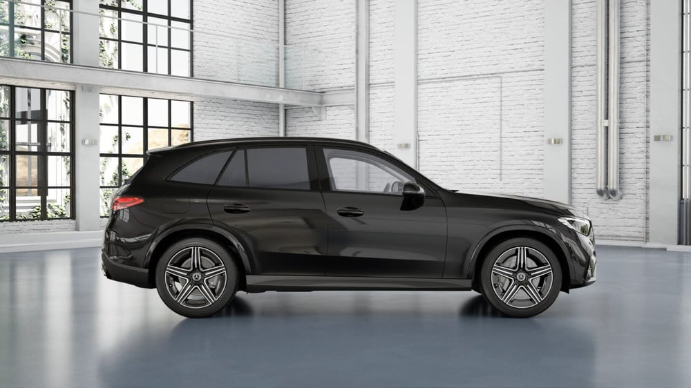 Mercedes-Benz GLC SUV nuova a Pescara (3)