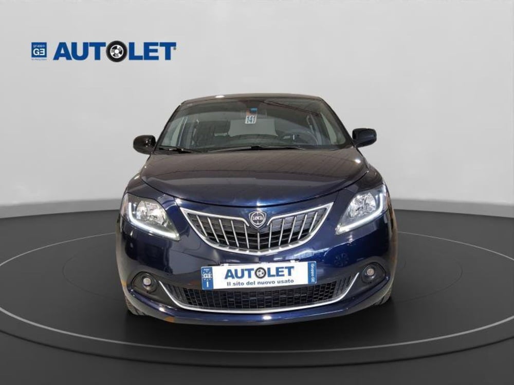 Lancia Ypsilon usata a Genova (2)