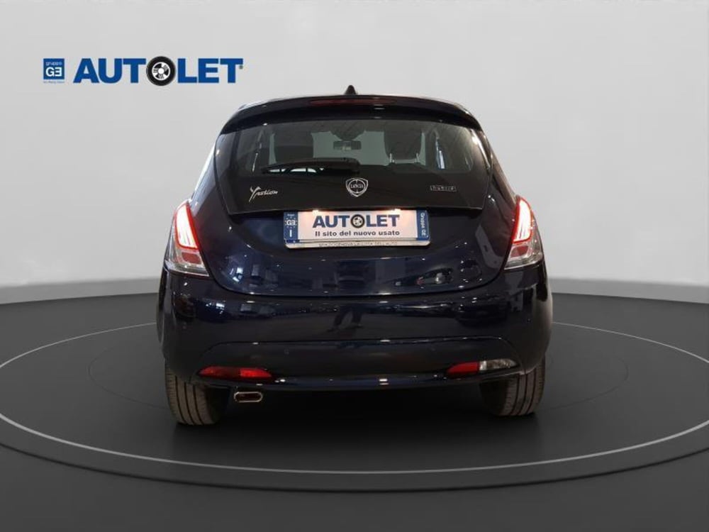 Lancia Ypsilon usata a Genova (6)