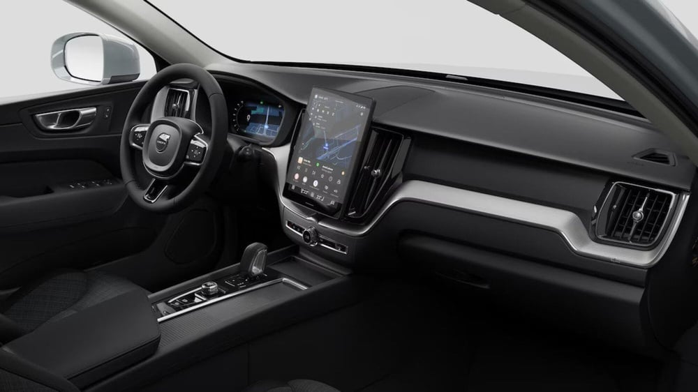 Volvo XC60 nuova a Como (6)