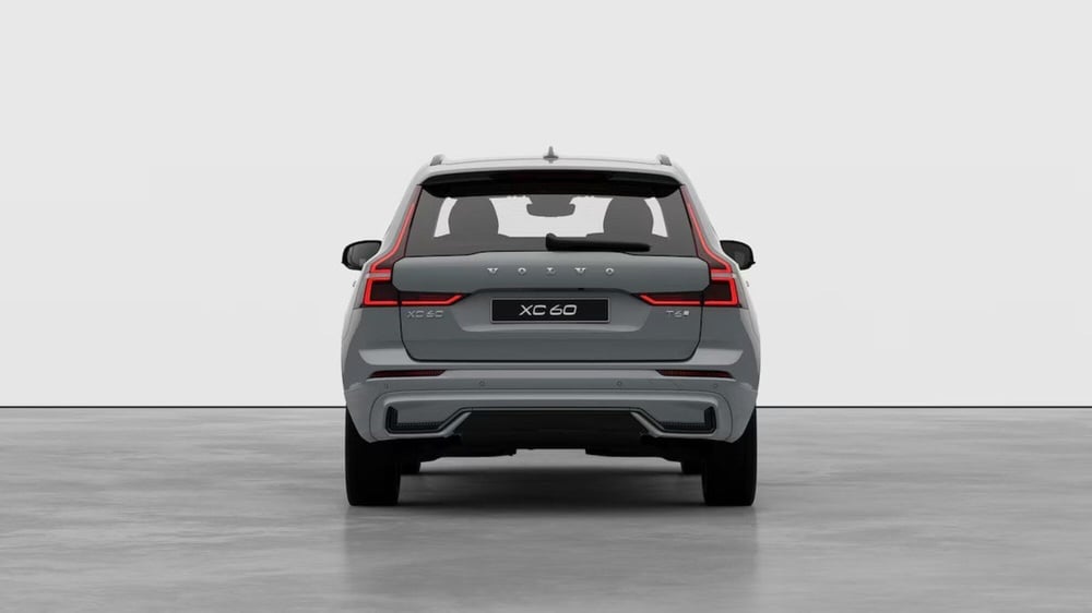 Volvo XC60 nuova a Como (5)