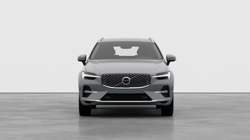 Volvo XC60 nuova a Como (4)