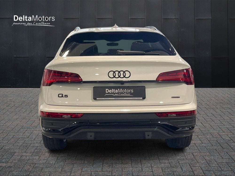 Audi Q5 Sportback usata a Macerata (4)