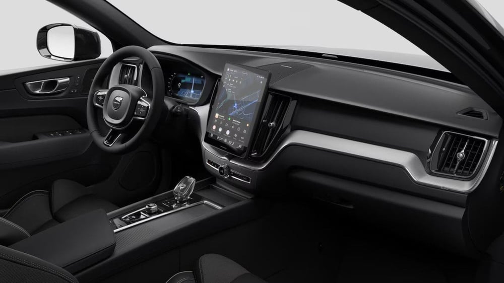 Volvo XC60 nuova a Como (6)