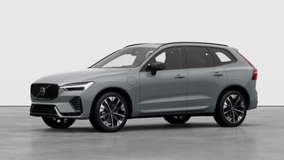 Volvo XC60 T6 Recharge AWD Plug-in Hybrid aut. Ultimate Dark nuova a Como