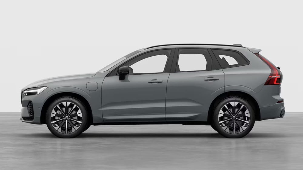 Volvo XC60 nuova a Como (2)