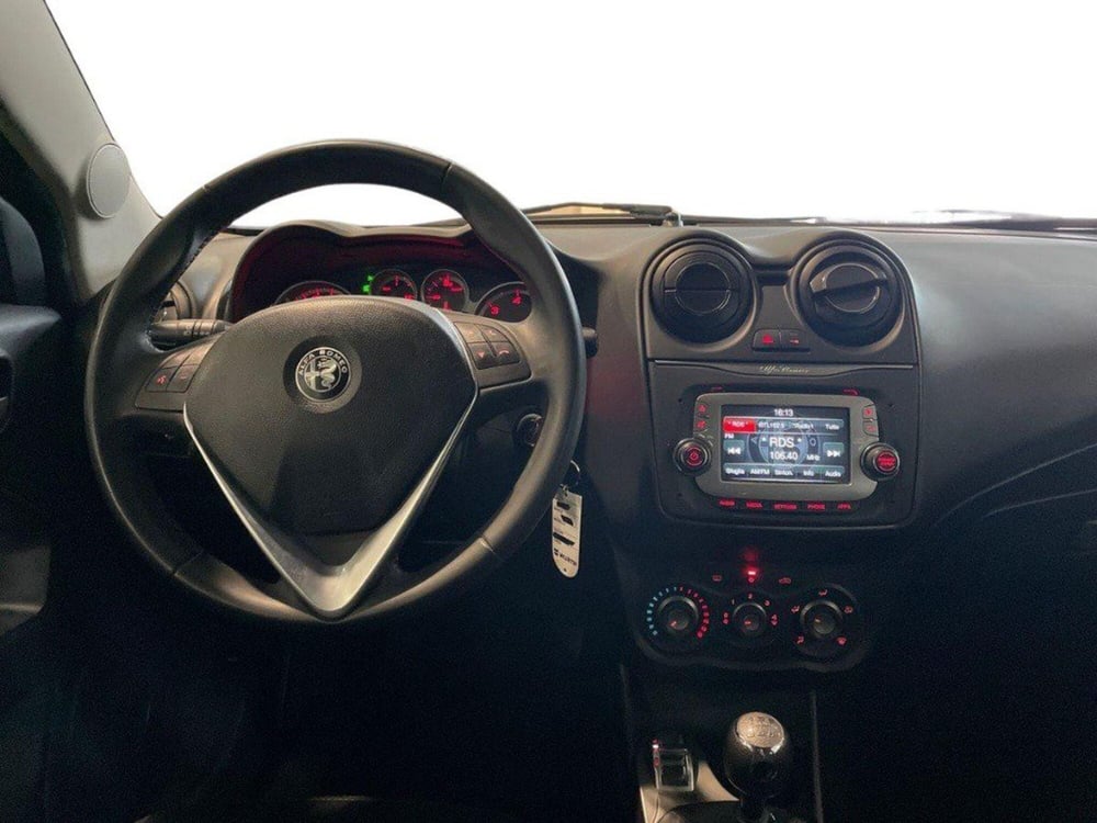 Alfa Romeo MiTo usata a Macerata (11)