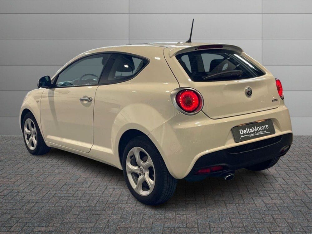 Alfa Romeo MiTo usata a Macerata (5)