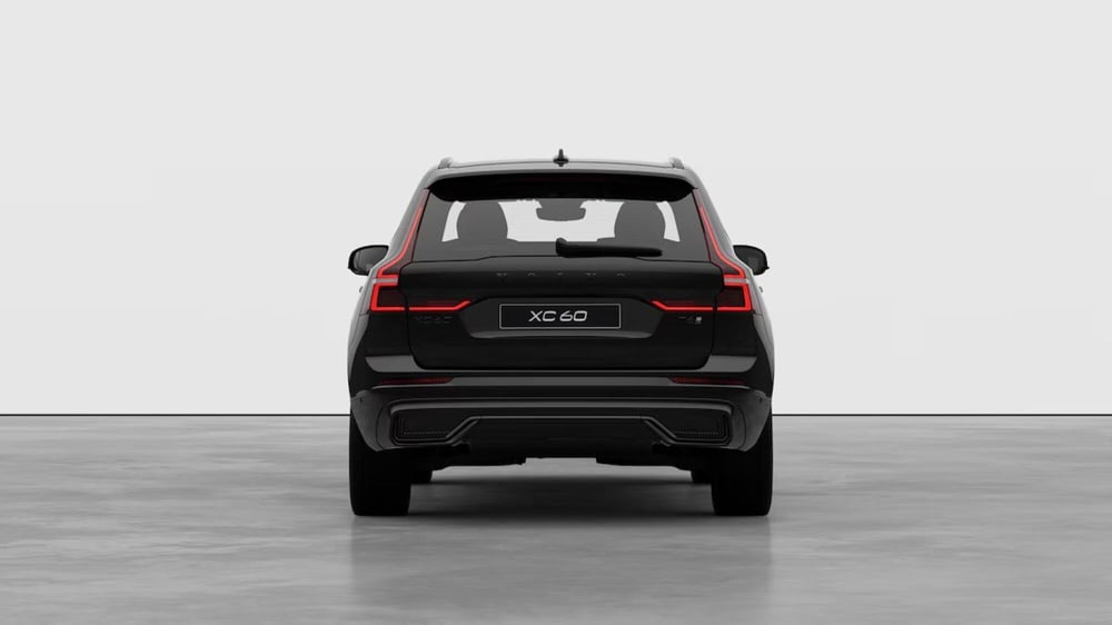Volvo XC60 nuova a Como (5)