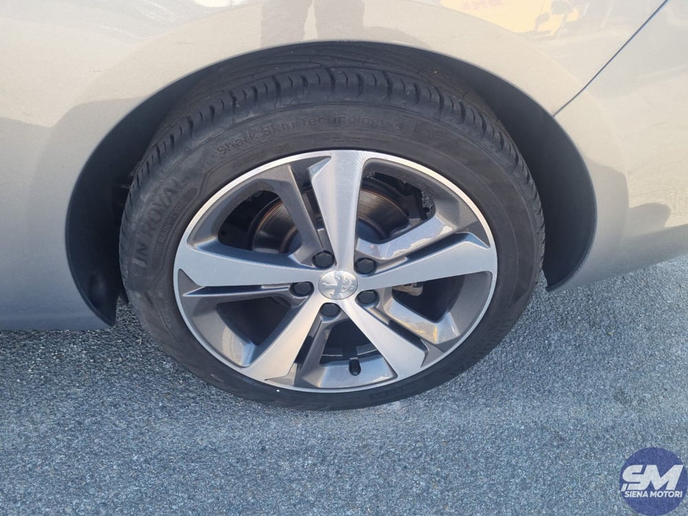 Peugeot 308 SW usata a Siena (16)