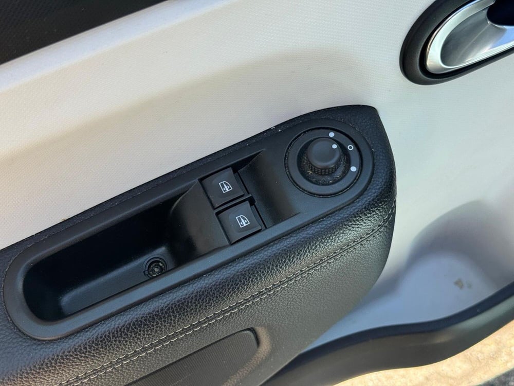 Renault Twingo usata a Pavia (10)