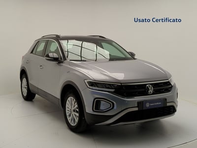 Volkswagen T-Roc 2.0 tdi Life 115cv del 2023 usata a Pratola Serra