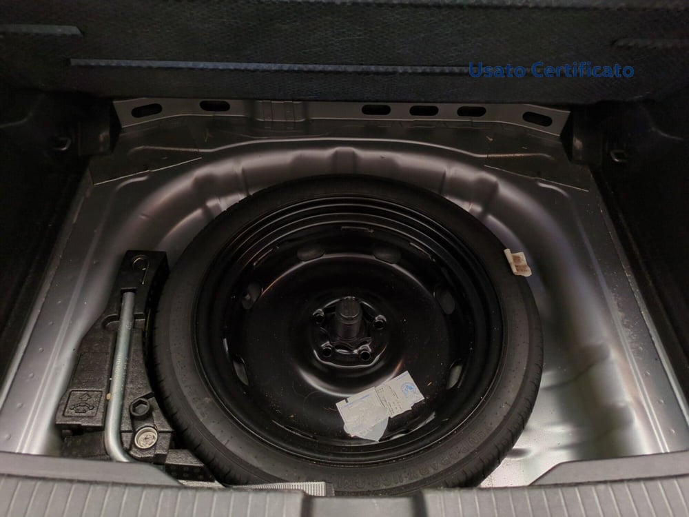 Volkswagen T-Roc usata a Avellino (9)